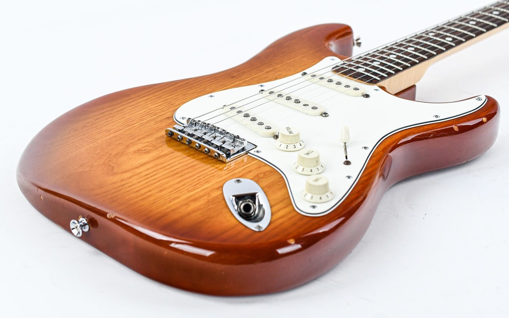 Fender Stratocaster Siena Burst Hardtail 1979-11.jpg