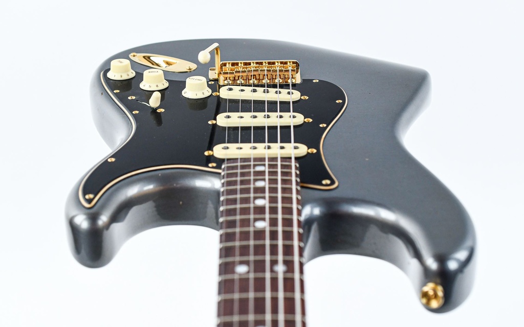 Fender Custom Shop LTD 65 Dual Mag Stratocaster Journeyman_CC Charcoal Frost Metallic-13.jpg