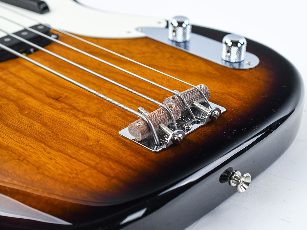 Fender American Vintage II 54 Precision Bass MN 2 Tone Sunburst-12.jpg