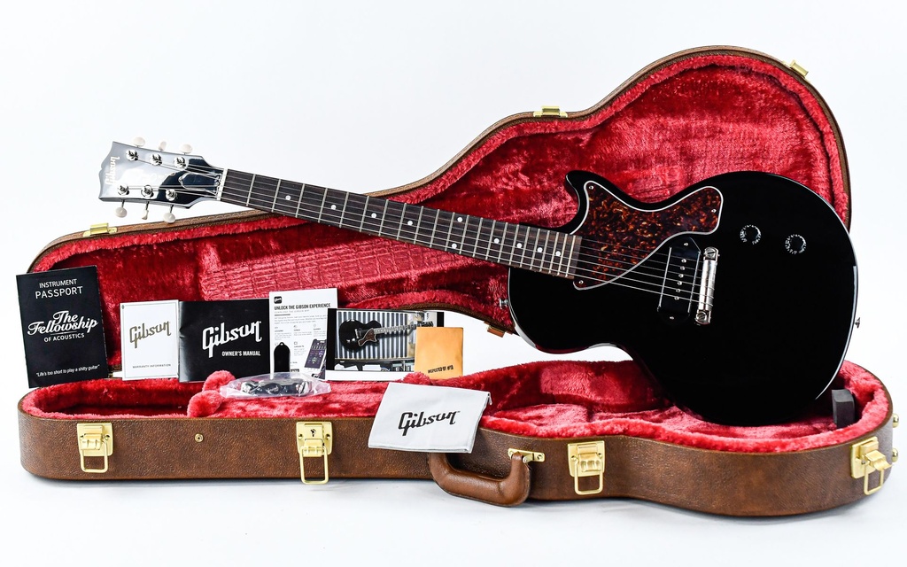 Gibson Les Paul Junior Ebony.jpg