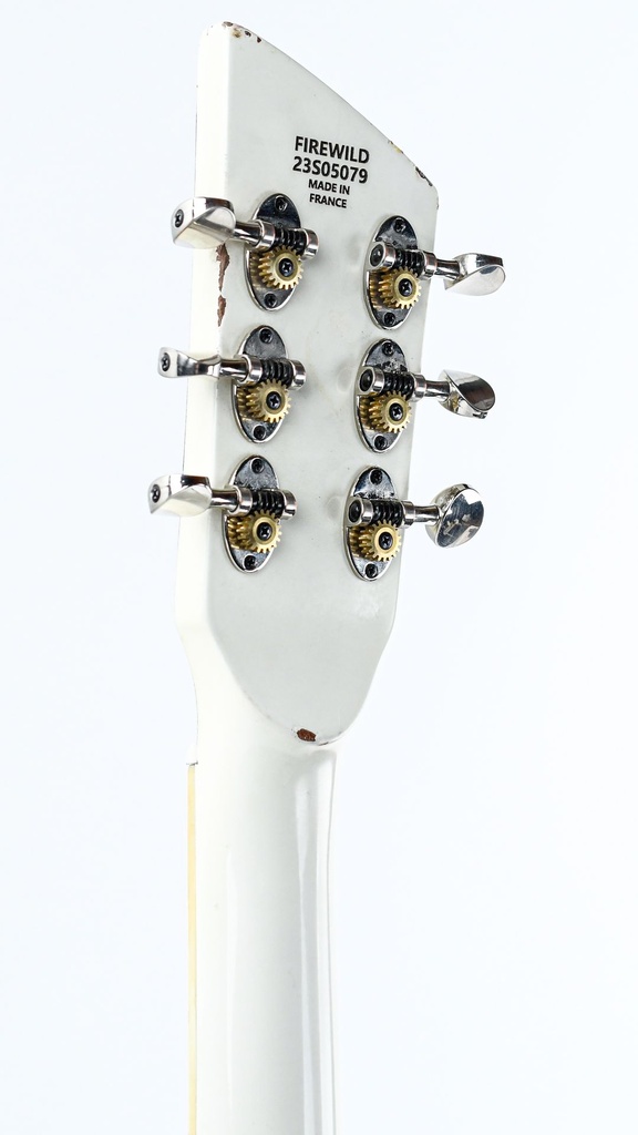 Fender American Vintage II 61 Stratocaster Olympic White-7.jpg