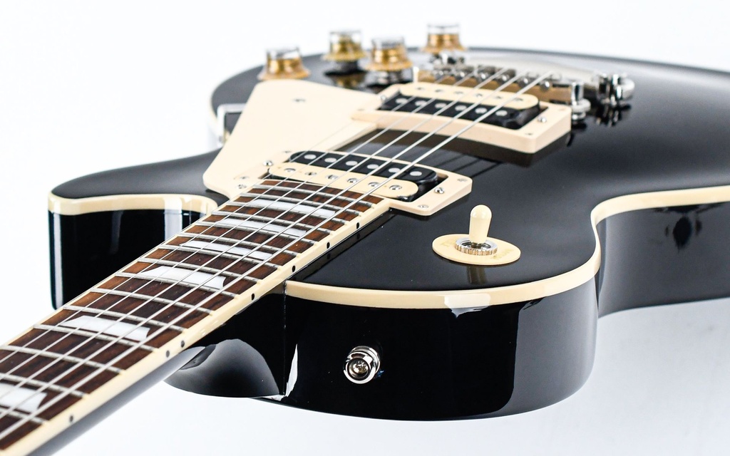 Gibson Les Paul Classic Ebony_-8.jpg