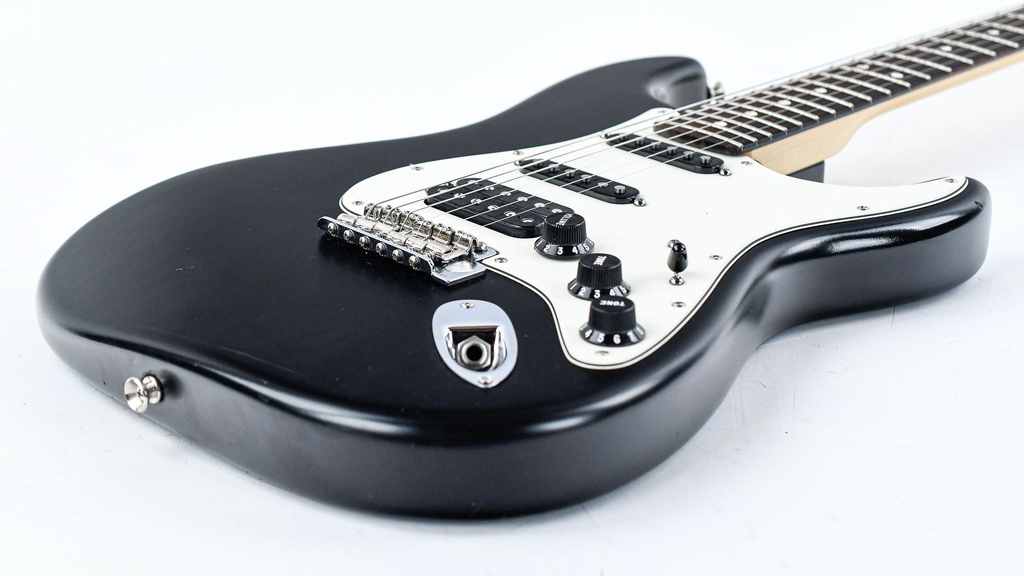 Fender Stratocaster Highway One Satin Black 2007-11.jpg