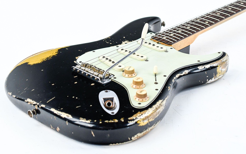Fender Custom Shop 63 Stratocaster Masterbuilt Jason Smith Black over Gold 2014-12.jpg