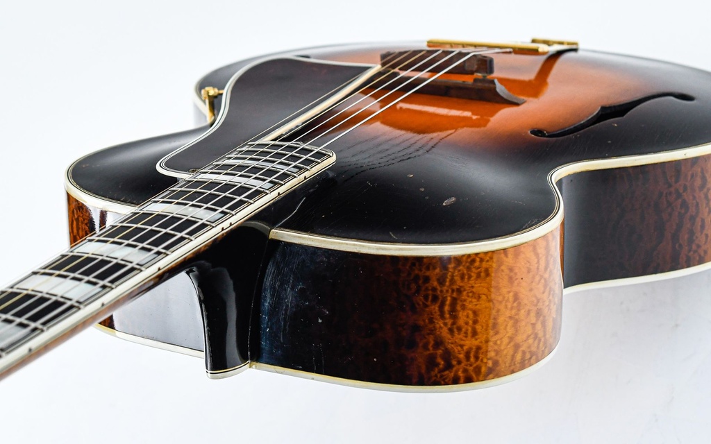 Gibson L5 1934-8.jpg