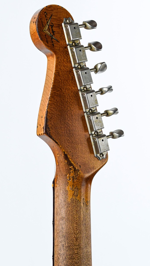 Fender Custom Shop LTD 61 Stratocaster Super Heavy Relic-6.jpg