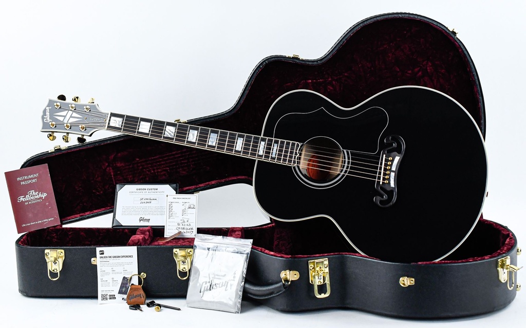 Gibson SJ-200 Custom Ebony-1.jpg