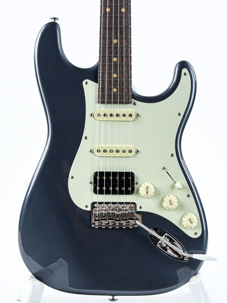 Suhr Classic S Vintage Limited Charcoal Frost-3.jpg