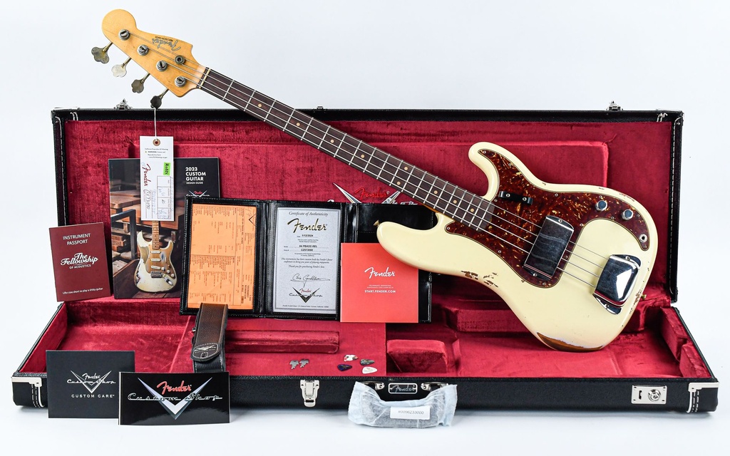 Fender Custom Shop B3 64 Precision Bass Relic Aged Vintage White-1.jpg