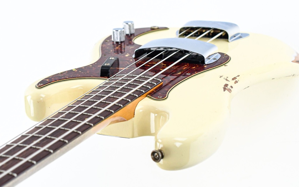 Fender Custom Shop B3 64 Precision Bass Relic Aged Vintage White-9.jpg