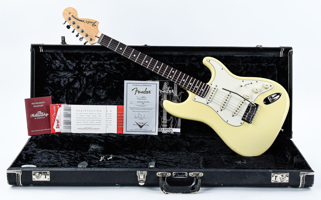 Fender Custom Shop Stratocaster Pro NOS Olympic White 2010-1.jpg
