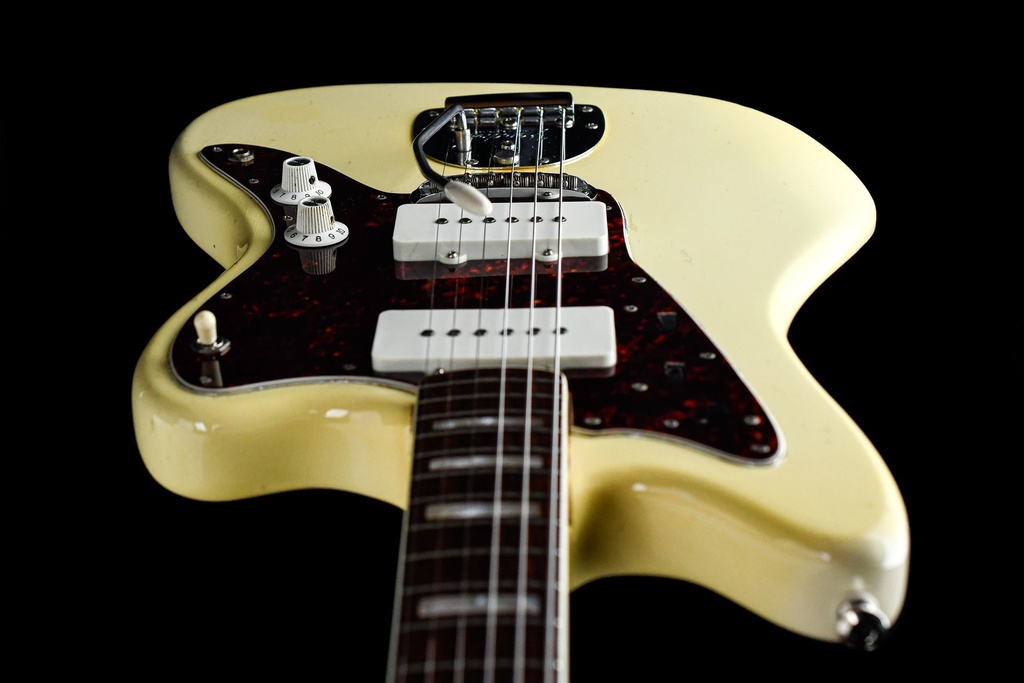 Fender Jazzmaster Custom Color Olympic White 1973-12.jpg