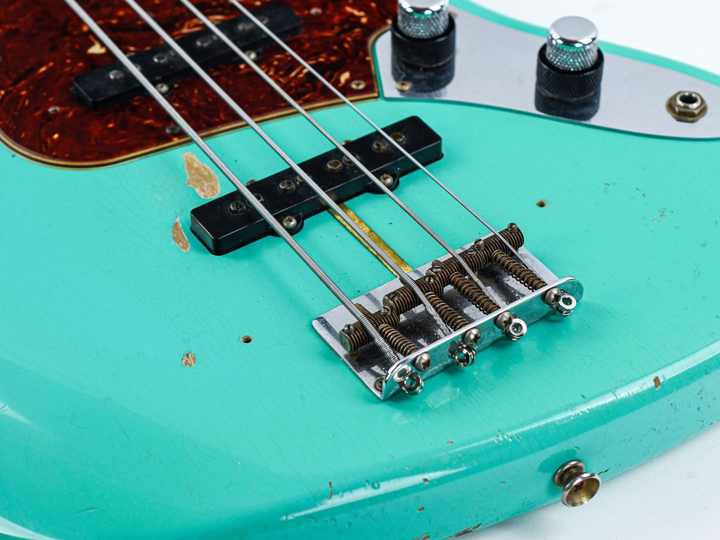 Fender Custom Shop 62 Jazz Bass Sonic Blue Relic 2011-10.jpg