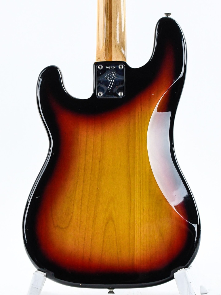 Fender Precision Bass 3 Tone Sunburst 1973-6.jpg