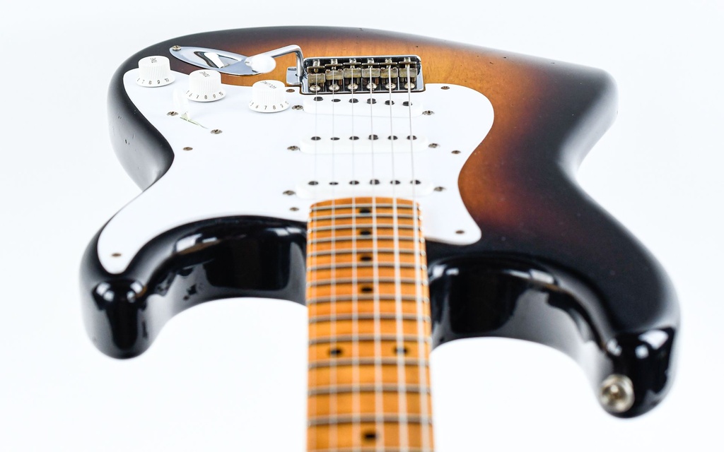 [923-6091-143] Fender 70th Anniversary Custom Shop 54 Stratocaster Journeyman Relic-13.jpg