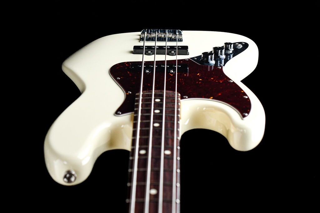 Fender American Pro II Jazz Bass Olympic White RW Lefty 2021-13.jpg