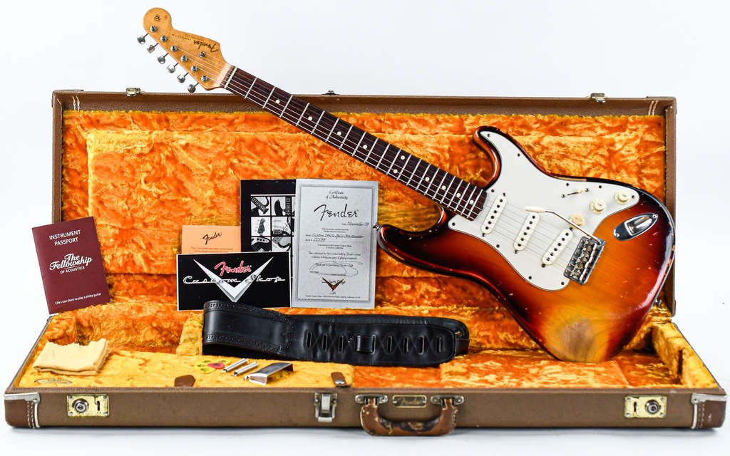 [cc135] Fender 1960s Stratocaster Cunetto Relic Sunburst 1998-1.jpg