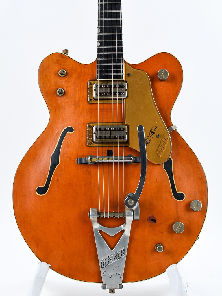 Gretsch G6120 model Chet Atkins 1964-3.jpg