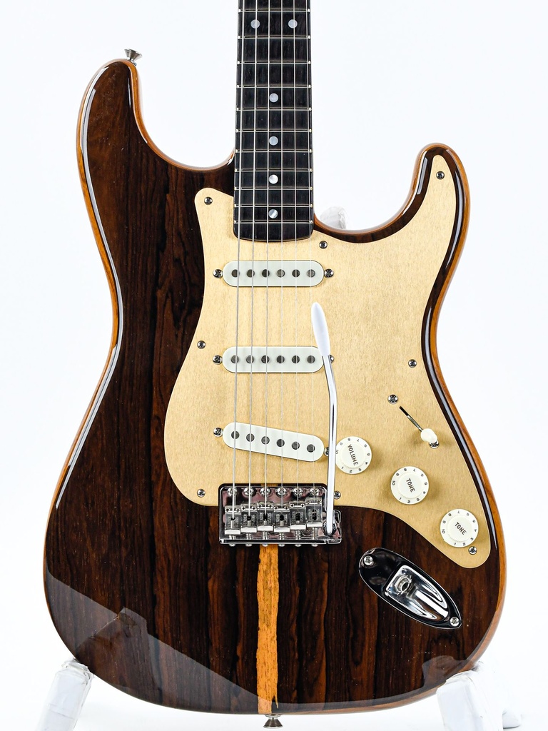 Fender Custom Shop Artisan Ziricote Stratocaster 2019-4.jpg