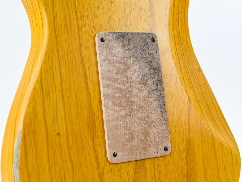Fender Jerry Garcia Alligator Strat Relic 1-Piece Rift Sawn Maple Neck Aged Natural-10.jpg