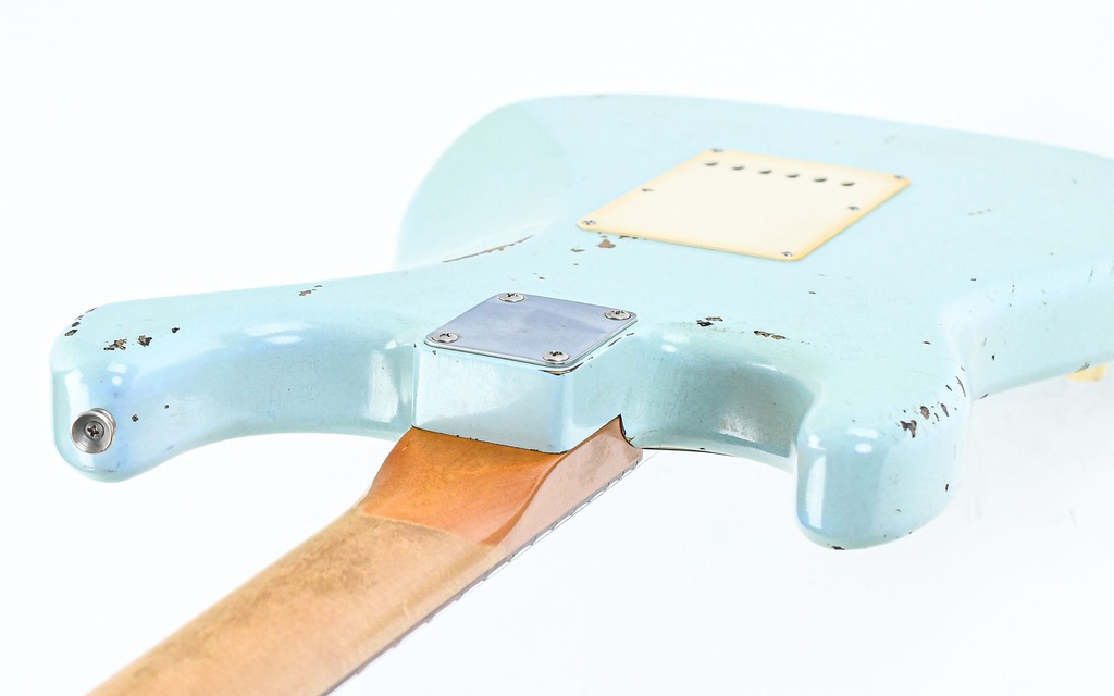 Fender Stratocaster Road Worn 60's Rosewood Sonic Blue 2016-9.jpg