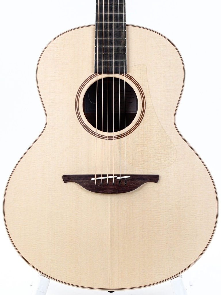 Lowden F20 Mahogany Sitka Spruce Ann. Model-3.jpg