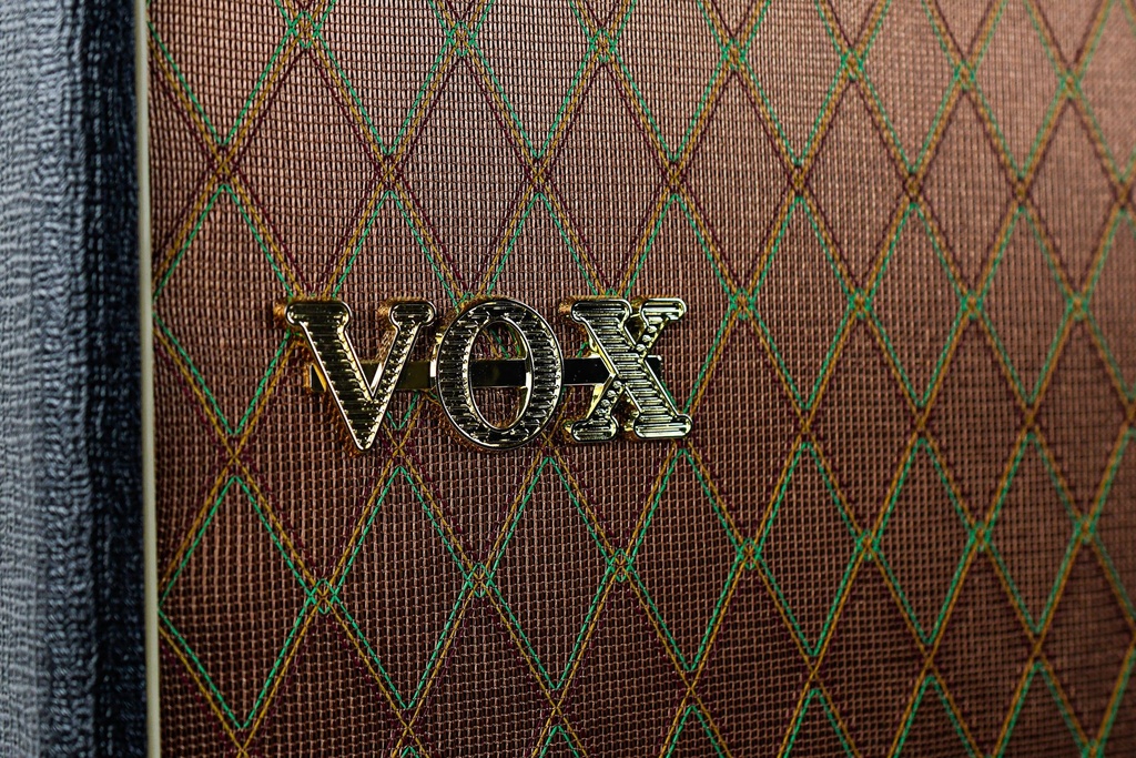 Vox AC30CCH Top & 212 Cab 2000s-2.jpg