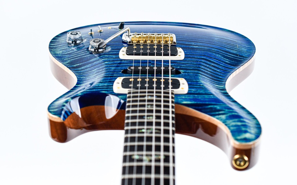 PRS Wood Library Modern Eagle V River Blue-12.jpg