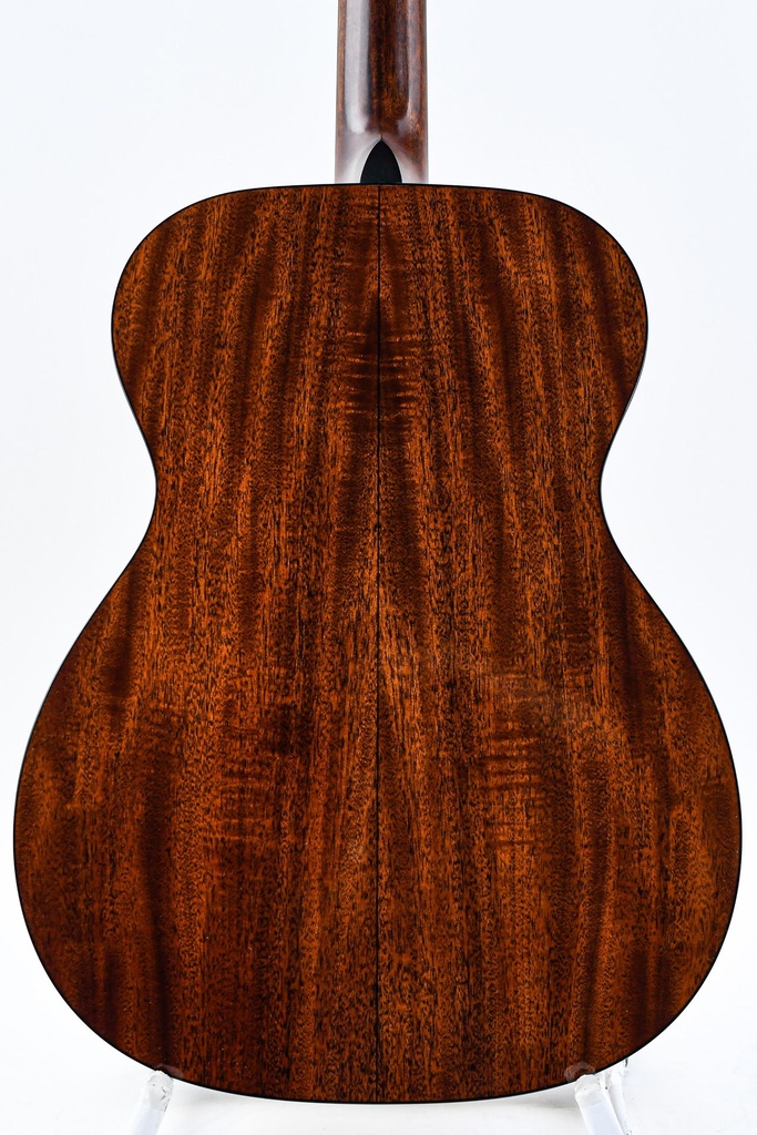 Martin 00018 Custom Alpine Spruce Mahogany 2022-6.jpg