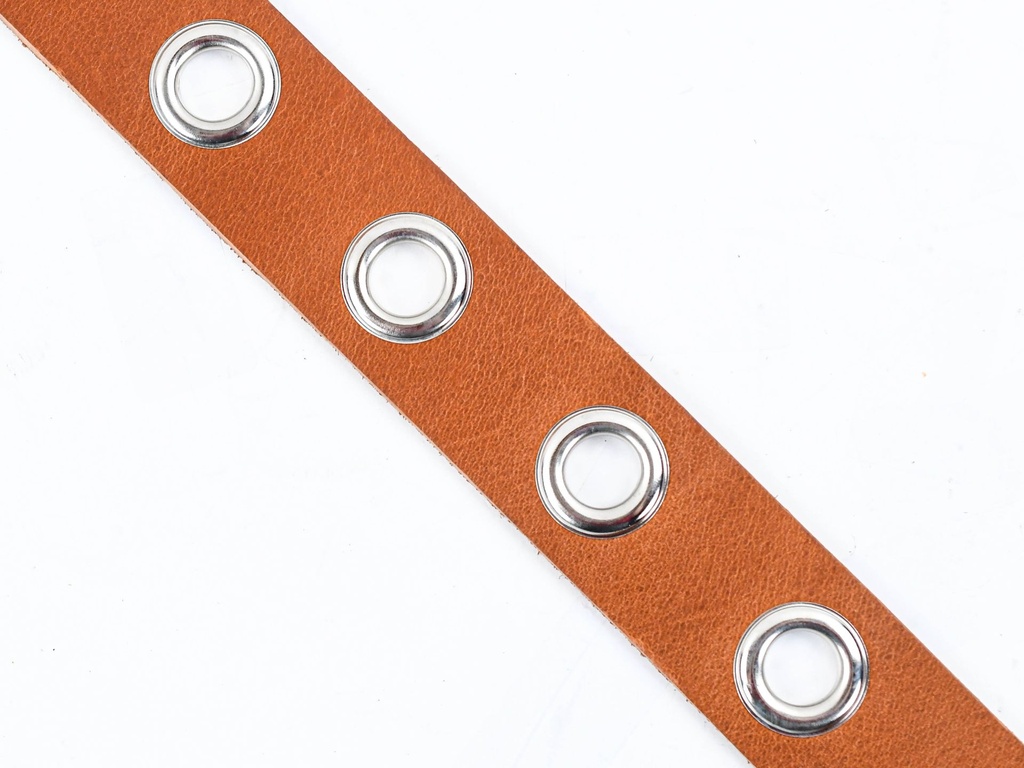 TFOA Knuckles and Leather Guitar Strap Cognac-2.jpg