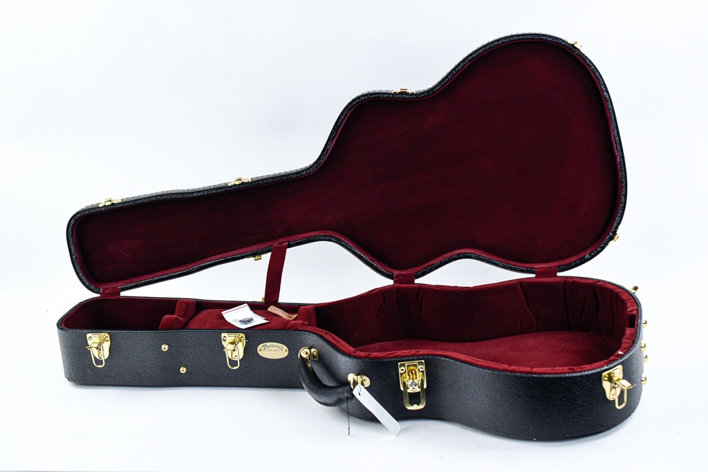 Martin OM Hardshell Case TKL Red Velvet