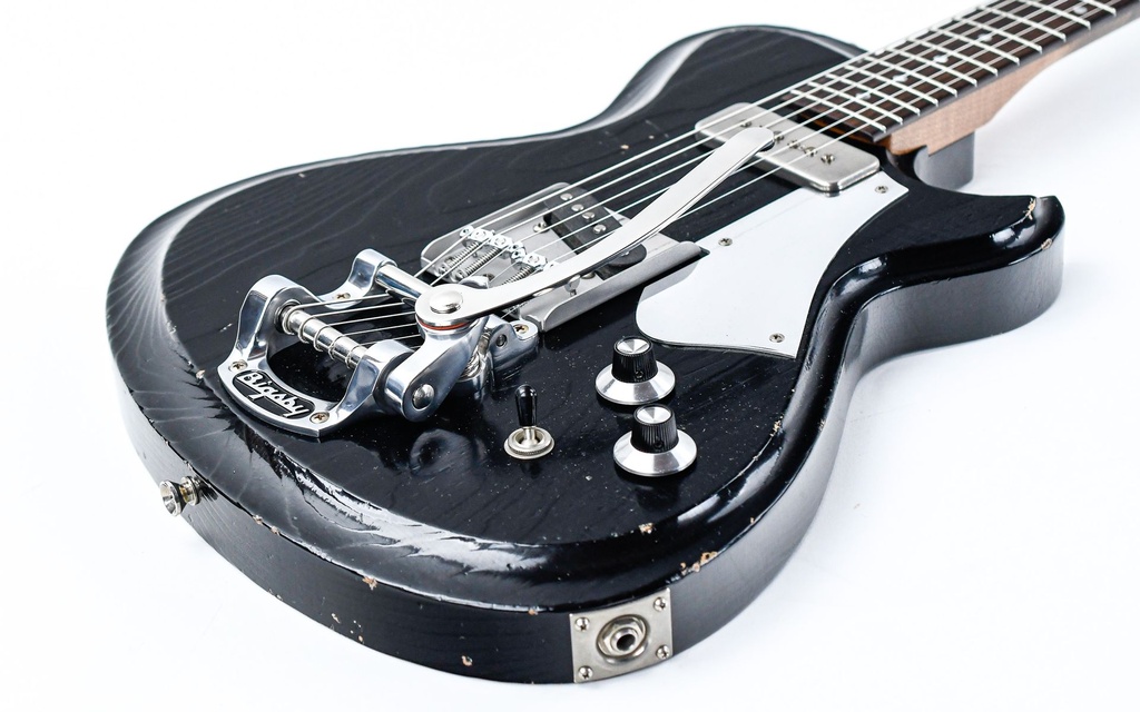 Novo Nucleus Solus F2 Bull Black Bigsby Ltd.-12.jpg