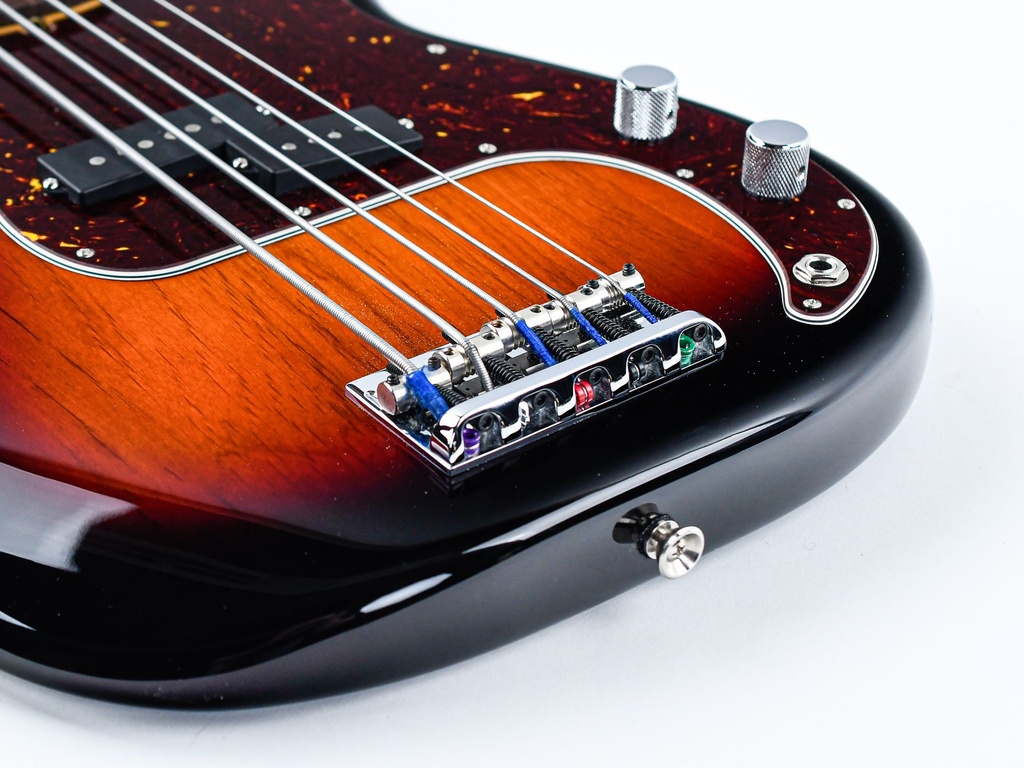 Fender Professional II Precision Bass V 3 Color Sunburst-10.jpg