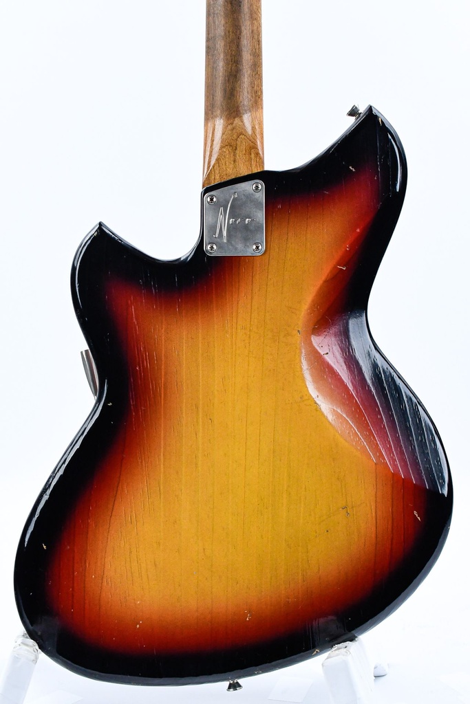 Novo SERUS J 64 3-Tone Burst #24386-6.jpg