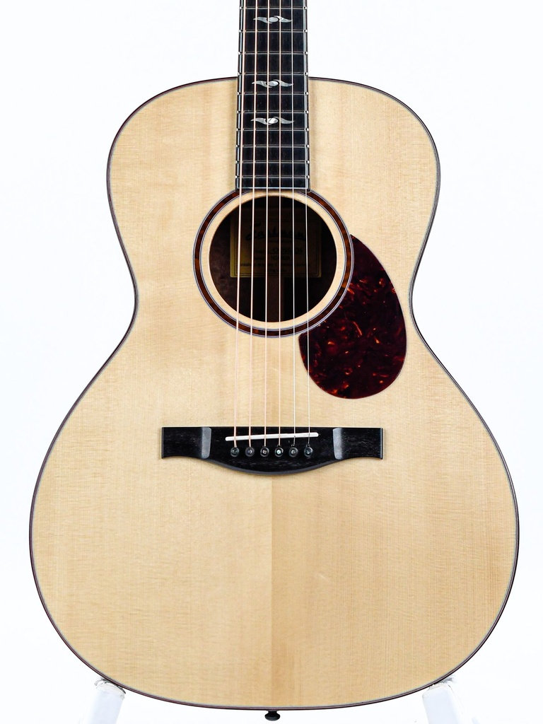 [L-OOSS-QS] Eastman Luthier 00SS Quilted Sapele European Spruce-3.jpg