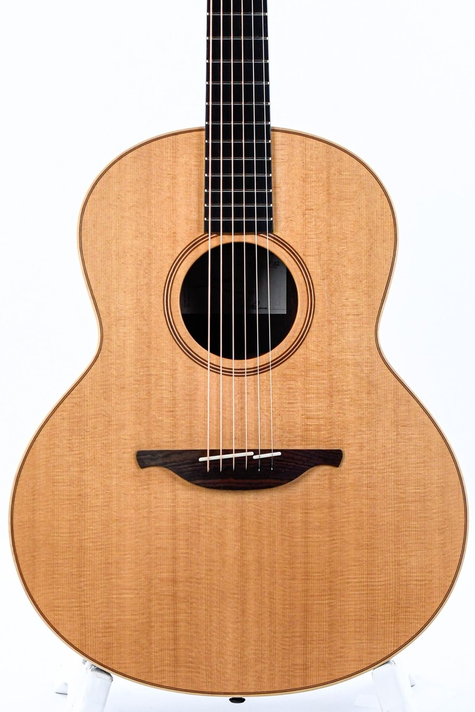 Lowden F32 Indian Rosewood Spruce Recent-3.jpg