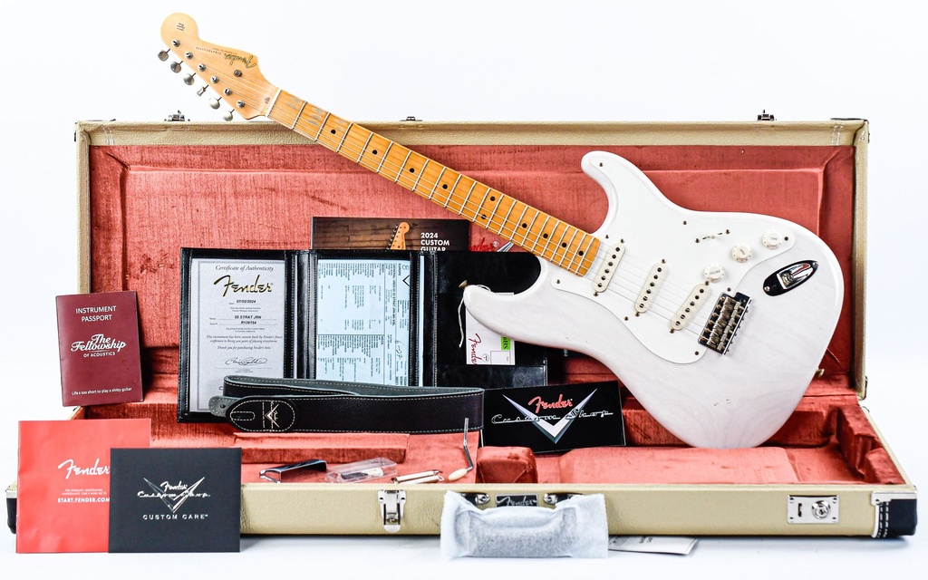 Fender Custom Shop 55 Stratocaster Journeyman White Blonde 2-1.jpg