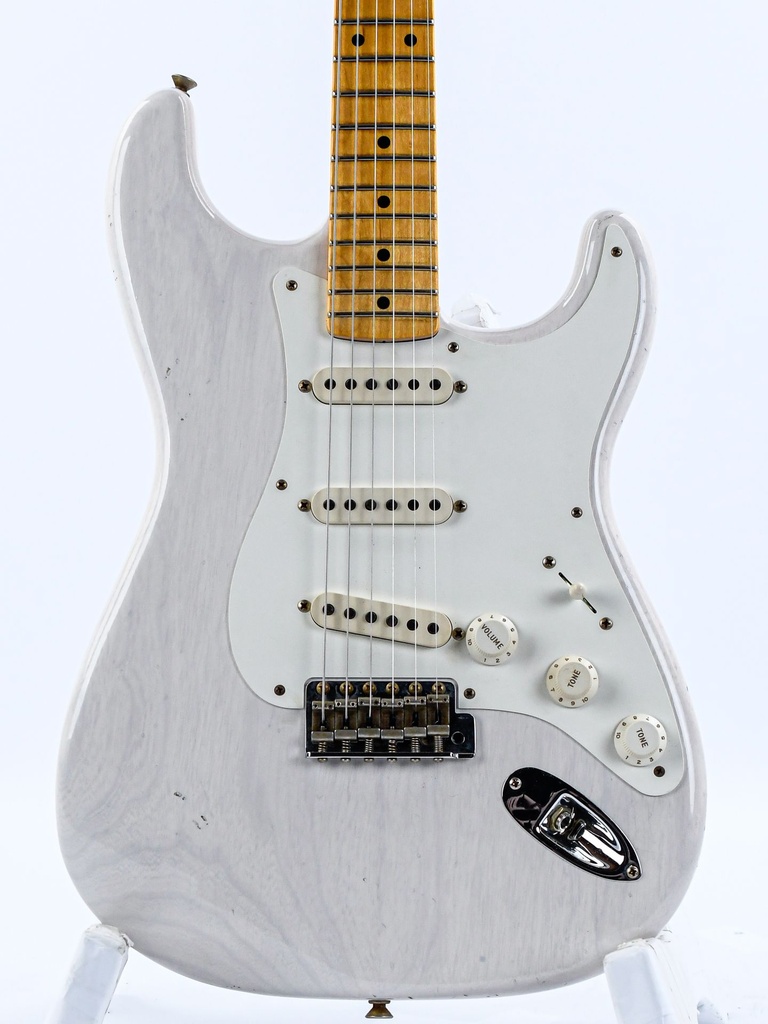 Fender Custom Shop 55 Stratocaster Journeyman White Blonde 2-4.jpg