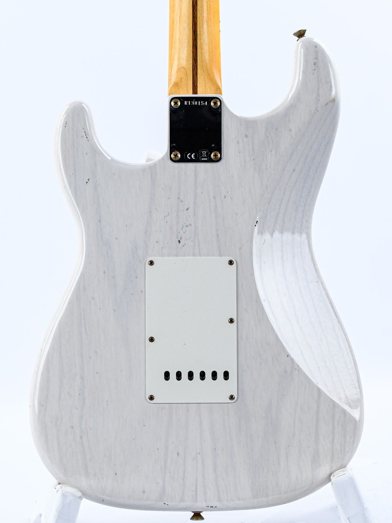 Fender Custom Shop 55 Stratocaster Journeyman White Blonde 2-7.jpg