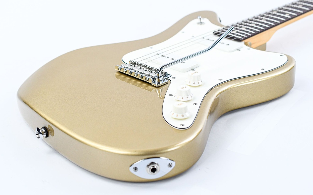 Suhr Classic JM Gold S90-11.jpg