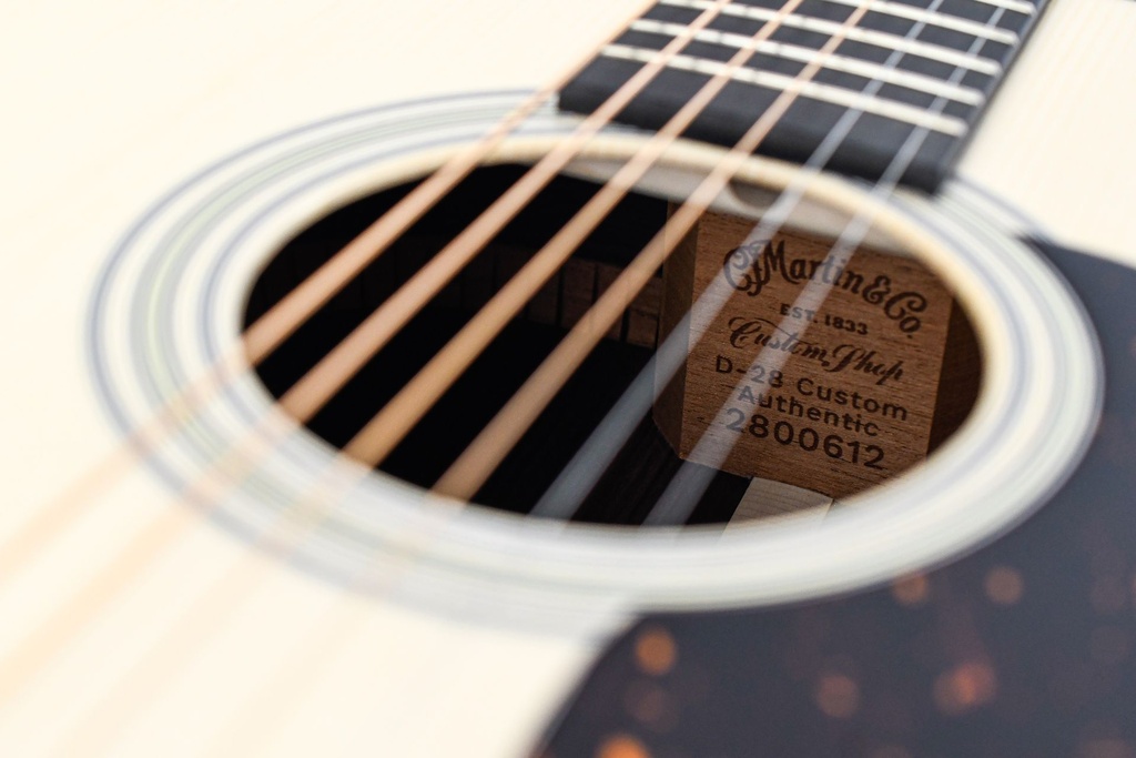 Martin Custom Shop D-28 1937-12.jpg