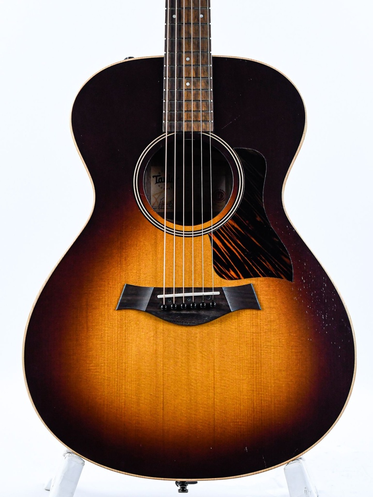 Taylor AD12e Tobacco Sunburst 2023-3.jpg