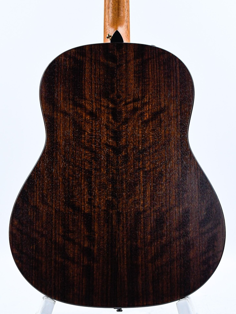 Taylor AD17e Natural 2021-6.jpg