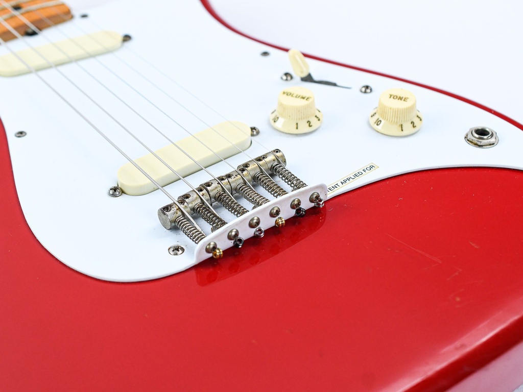 Fender Bullet Dakota Red 1981-10.jpg