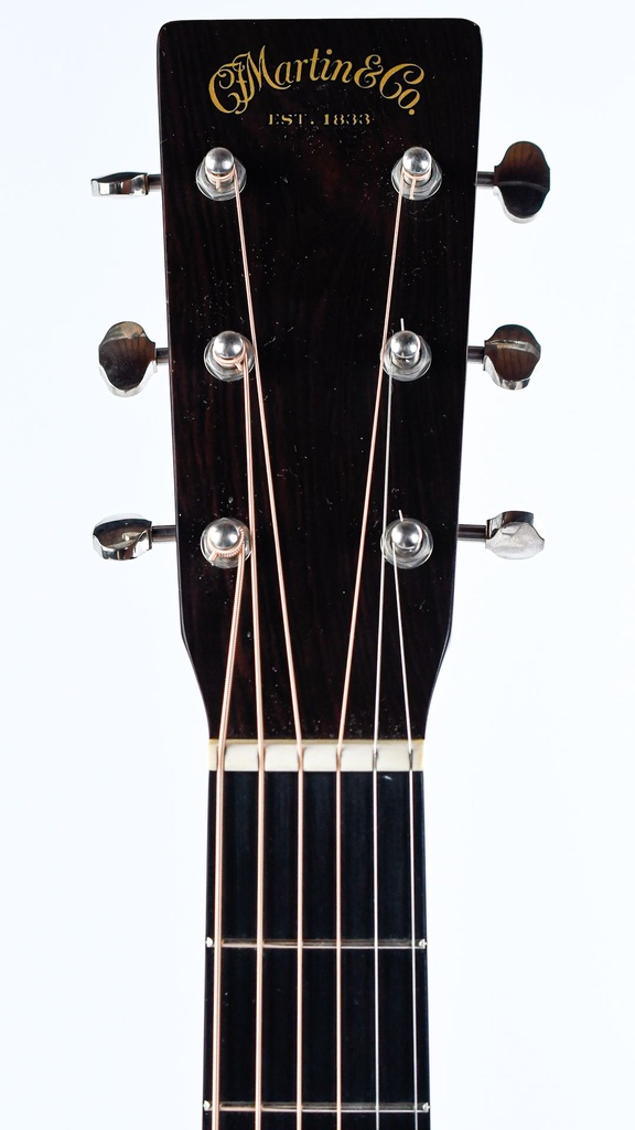 Martin D18GE Sunburst 2007-4.jpg