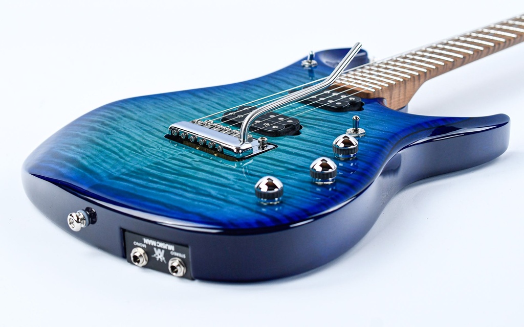 Music Man JP15 Cerulean Paradise Quilted Maple-11.jpg