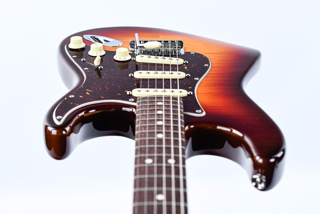 Fender 70th Anniversary American Professional II Stratocaster®, Rosewood Fingerboard, Comet Burst-12.jpg