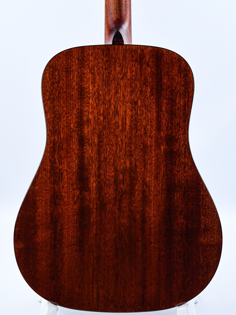 Eastman E2D Deluxe Sunburst-6.jpg