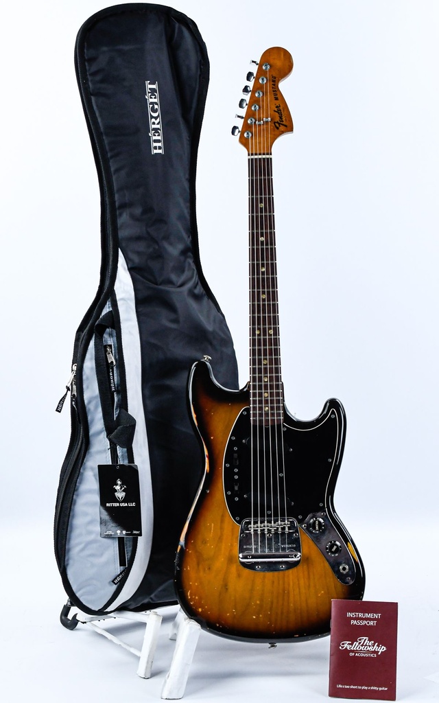 Fender Mustang Sunburst 1977-1.jpg