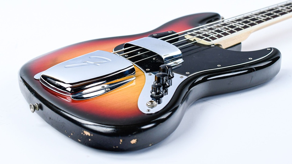 Fender Jazz Bass Sunburst 1974-11.jpg